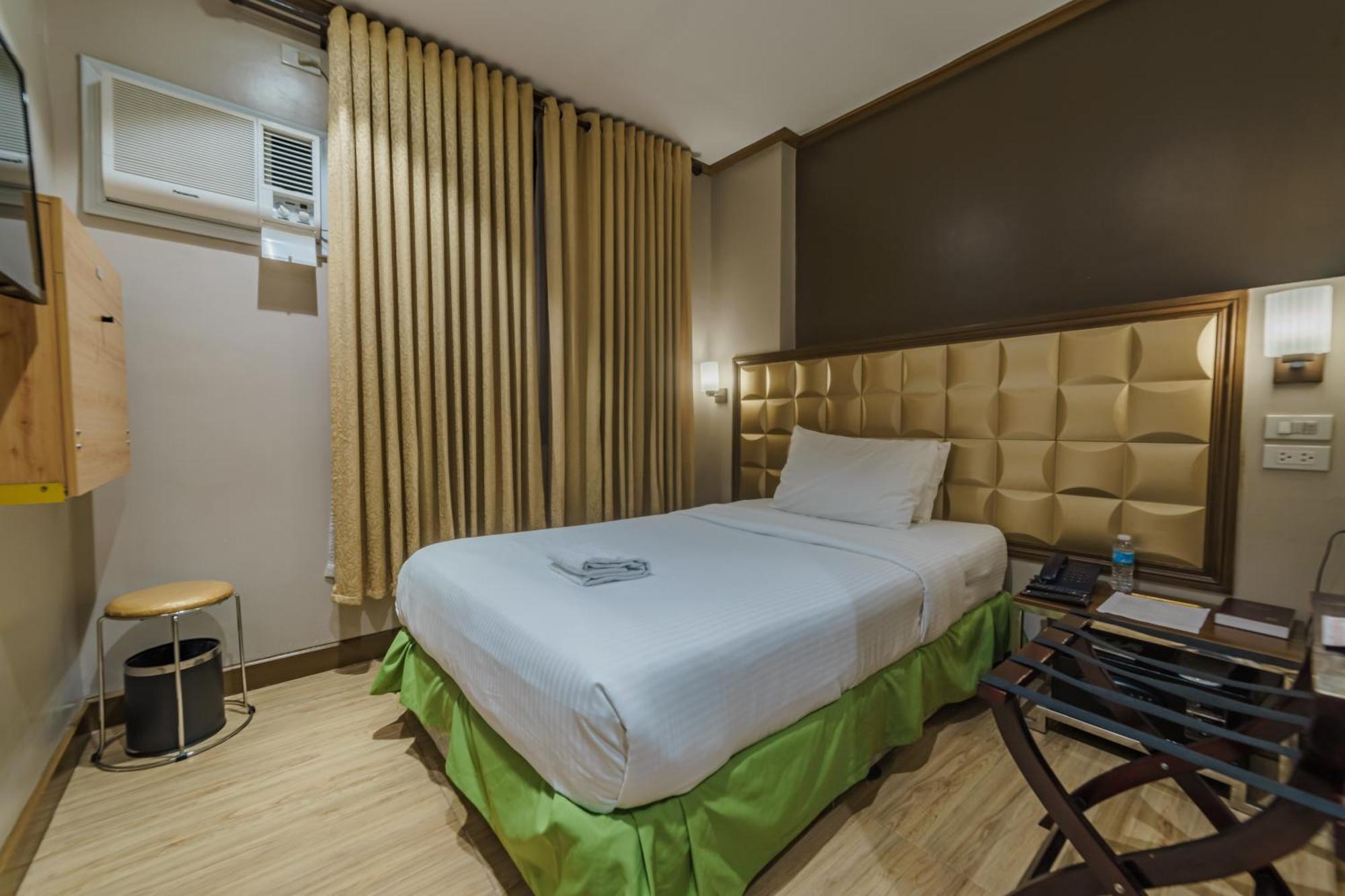 Robertson Hotel Naga  Dış mekan fotoğraf