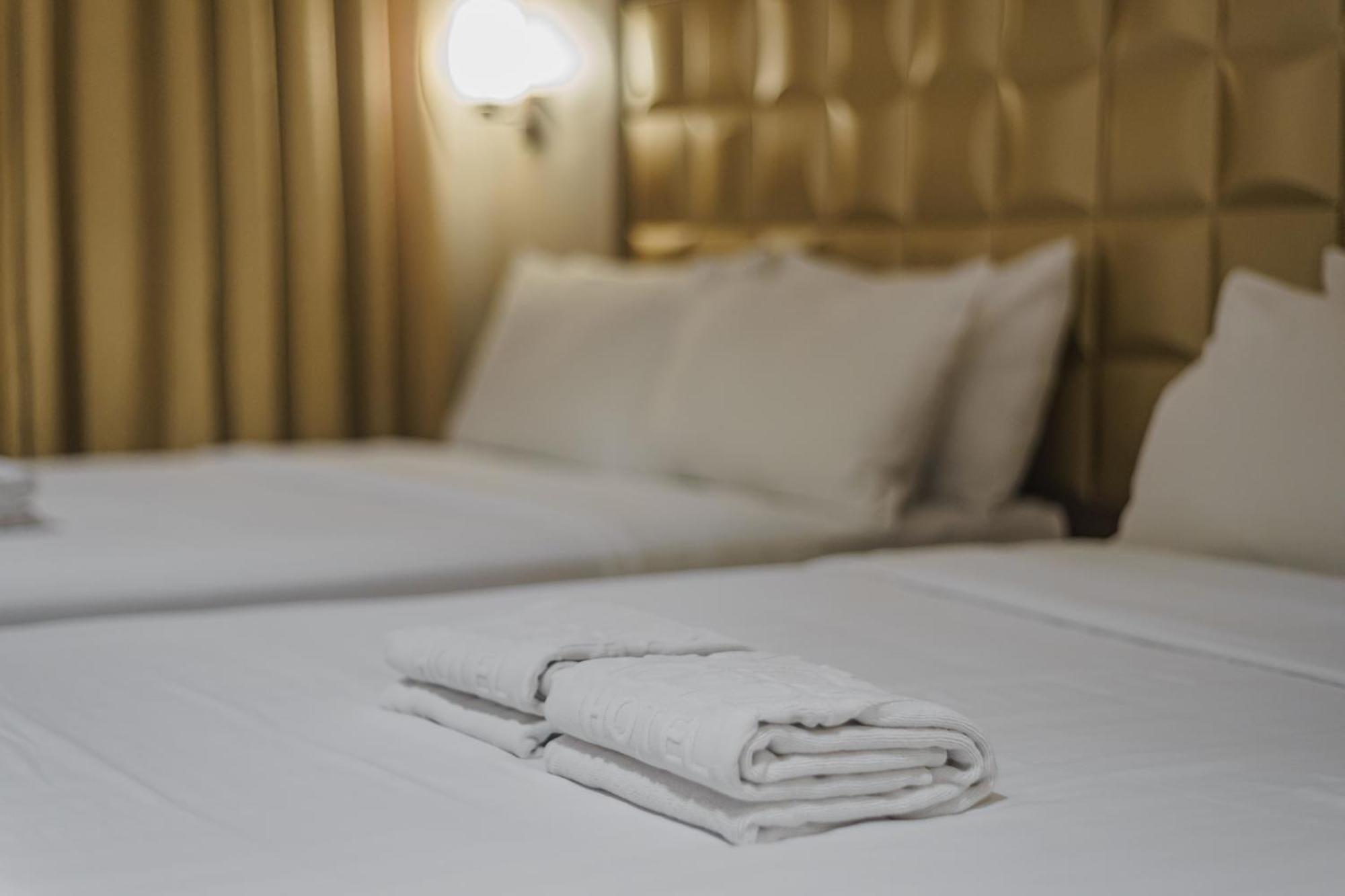 Robertson Hotel Naga  Dış mekan fotoğraf