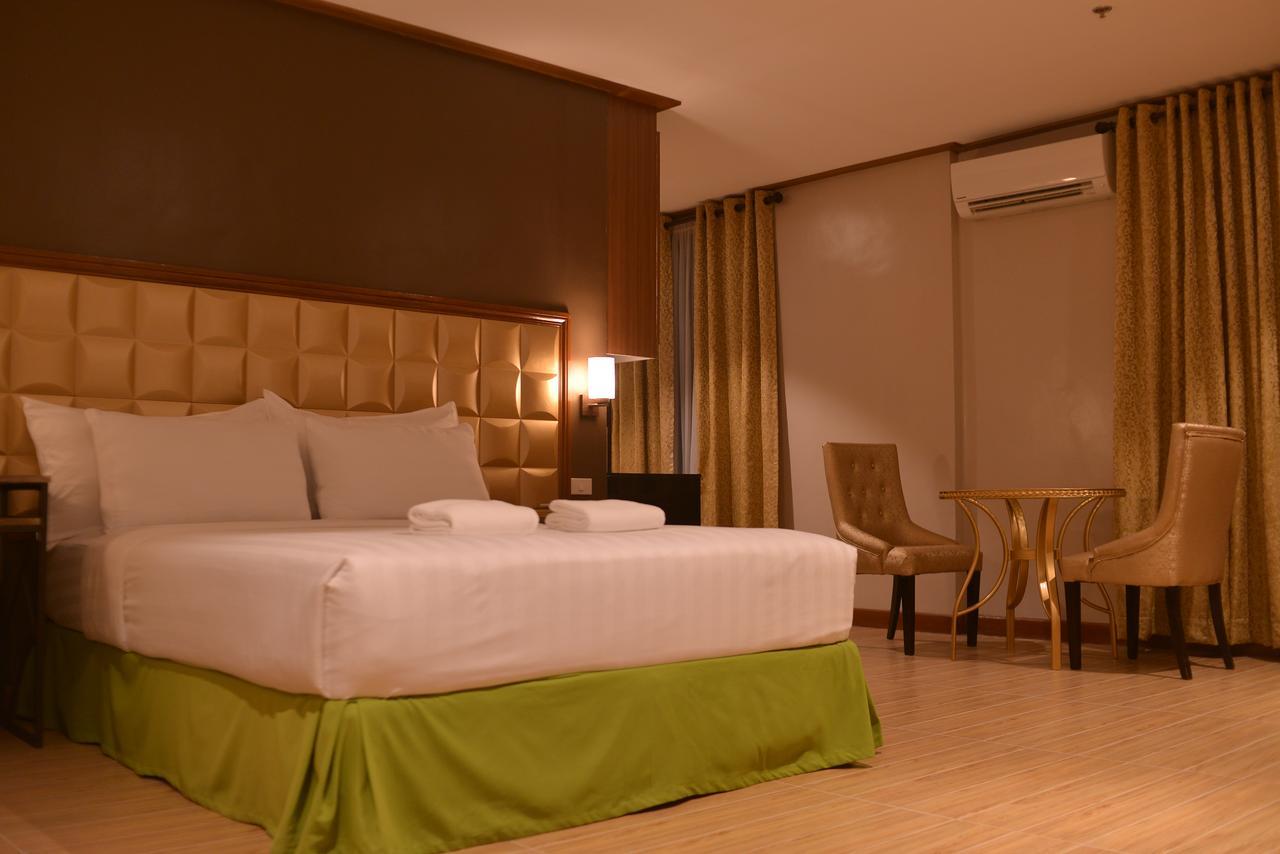 Robertson Hotel Naga  Dış mekan fotoğraf